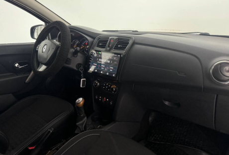 Renault Logan 2014 года с пробегом 136 415 км, фото 15