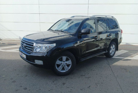 Toyota Land Cruiser 200 2011 года с пробегом 282 243 км, фото 1