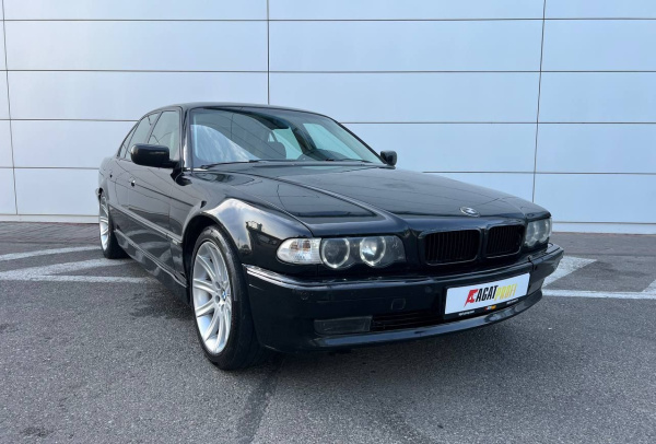 BMW 7 серия 2000 года с пробегом 321 754 км, фото 2