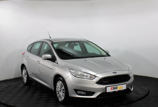 Ford Focus 2017 года с пробегом 82 200 км, фото 3