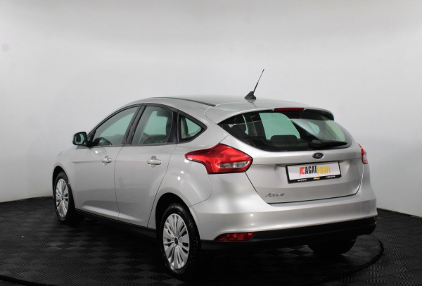 Ford Focus 2017 года с пробегом 82 200 км, фото 7