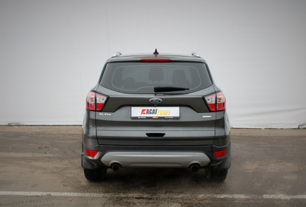 Ford Kuga 2018 года с пробегом 198 319 км, фото 6