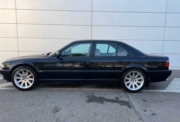 BMW 7 серия 2000 года с пробегом 321 754 км, фото 10