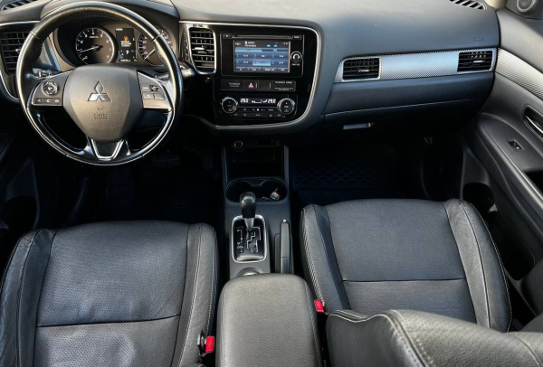 Mitsubishi Outlander 2015 года с пробегом 169 556 км, фото 18