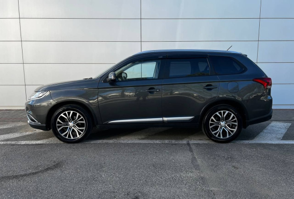 Mitsubishi Outlander 2015 года с пробегом 169 556 км, фото 7