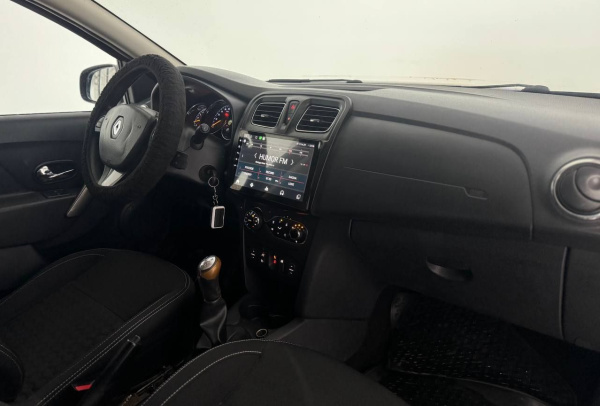 Renault Logan 2014 года с пробегом 136 415 км, фото 15
