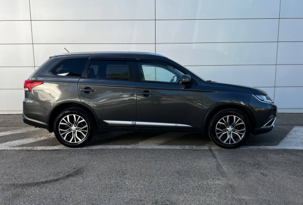 Mitsubishi Outlander 2015 года с пробегом 169 556 км, фото 5