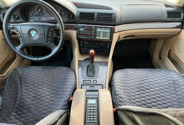 BMW 7 серия 2000 года с пробегом 321 754 км, фото 21