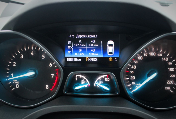 Ford Kuga 2018 года с пробегом 198 319 км, фото 11